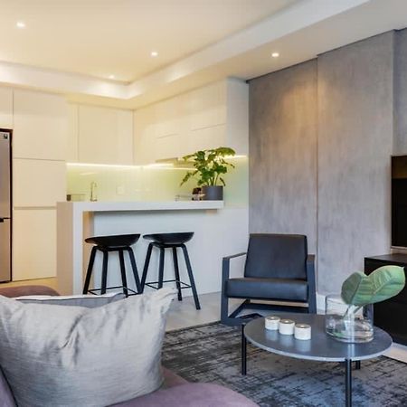 35 On Main By Stay In Luxury Le Cap Extérieur photo