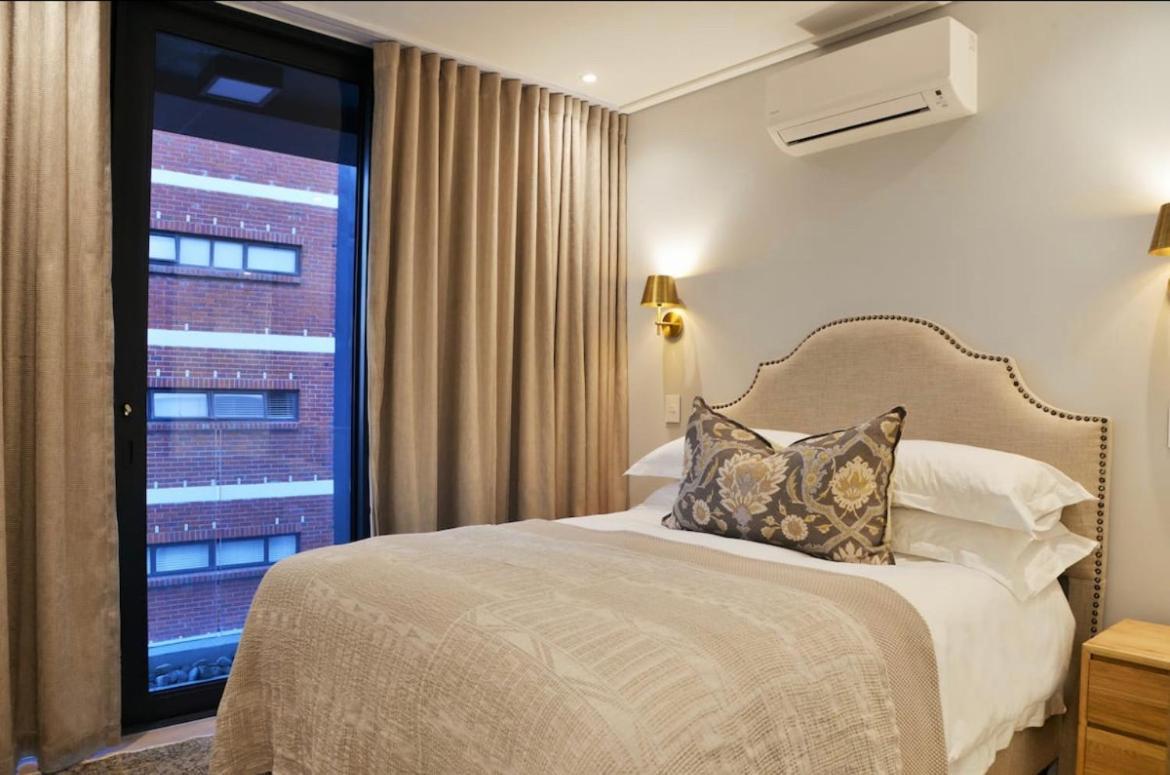 35 On Main By Stay In Luxury Le Cap Extérieur photo