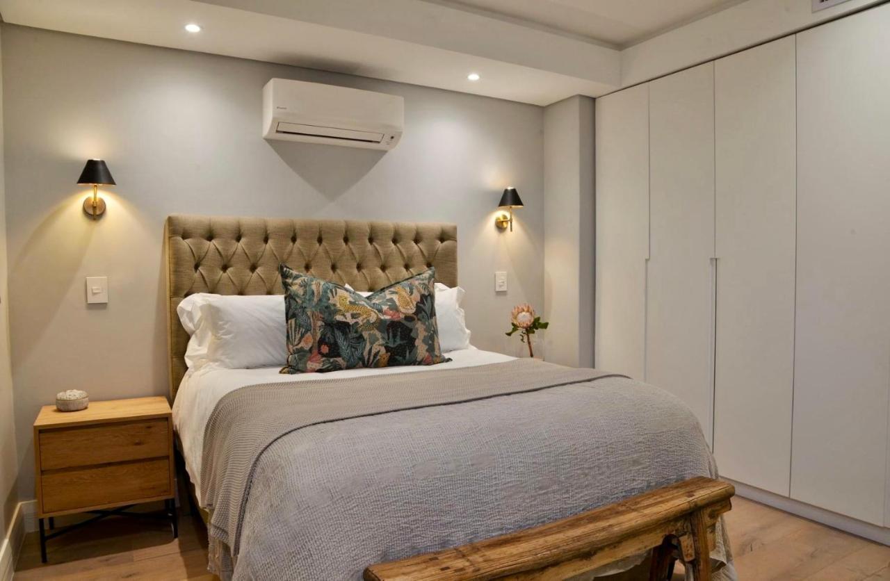 35 On Main By Stay In Luxury Le Cap Extérieur photo