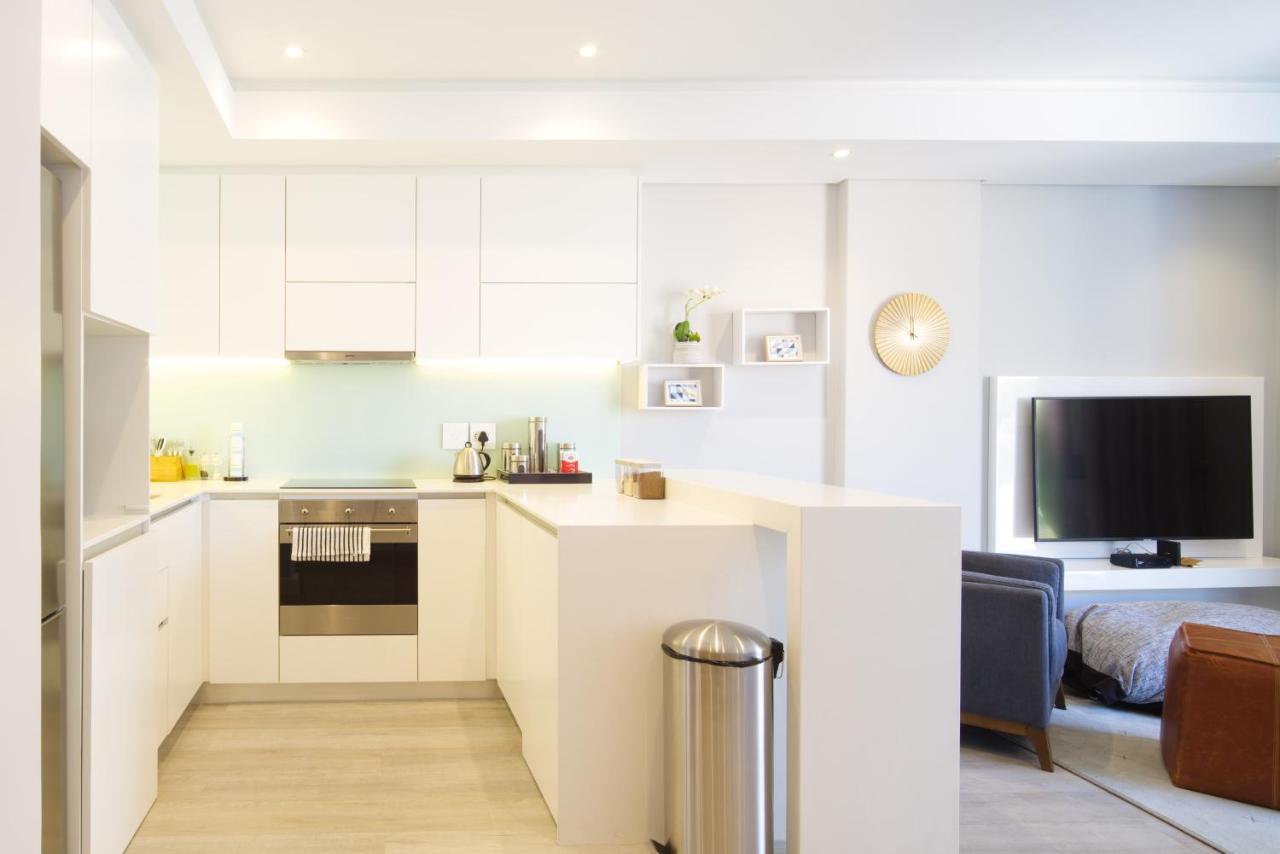 35 On Main By Stay In Luxury Le Cap Extérieur photo