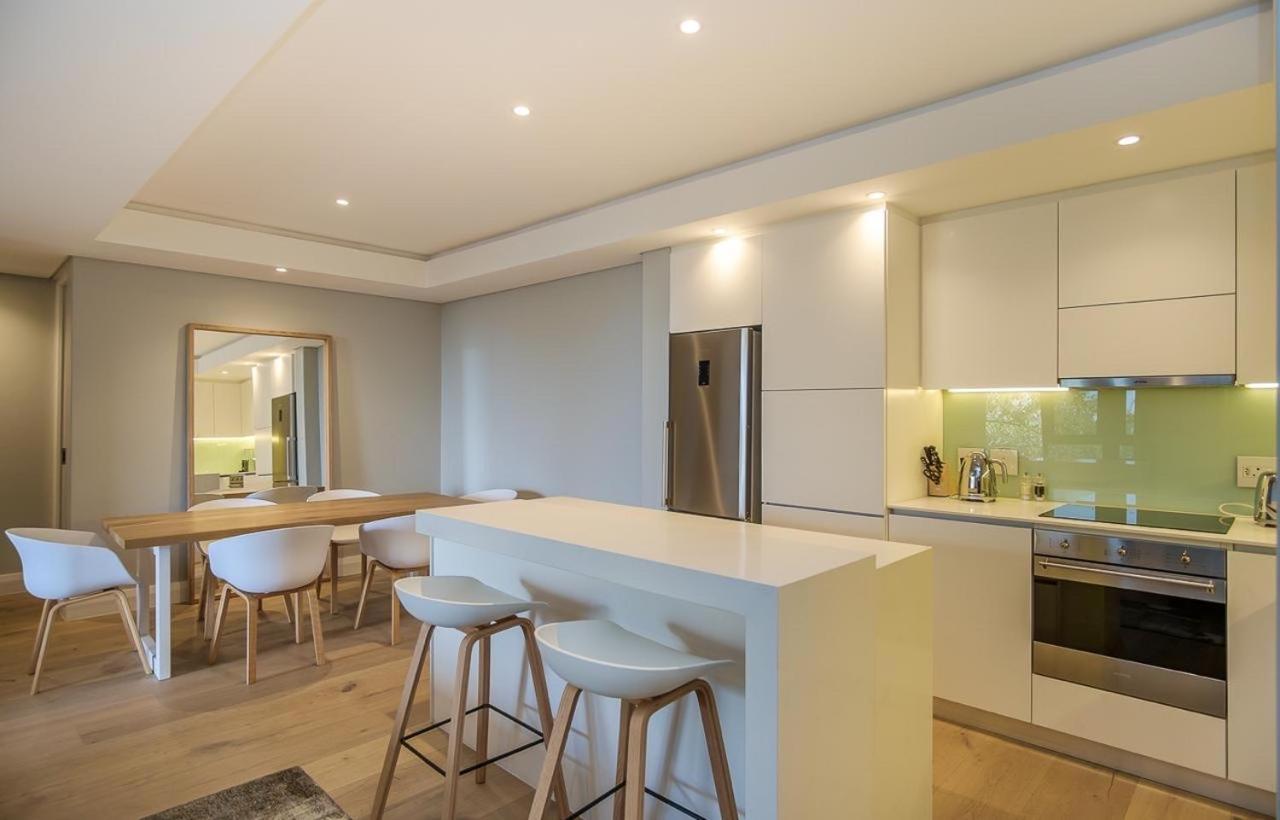 35 On Main By Stay In Luxury Le Cap Extérieur photo