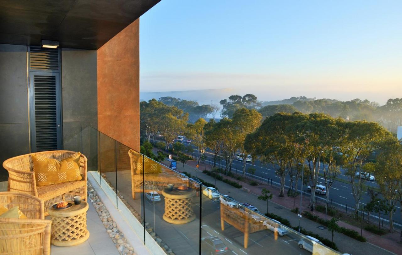 35 On Main By Stay In Luxury Le Cap Extérieur photo