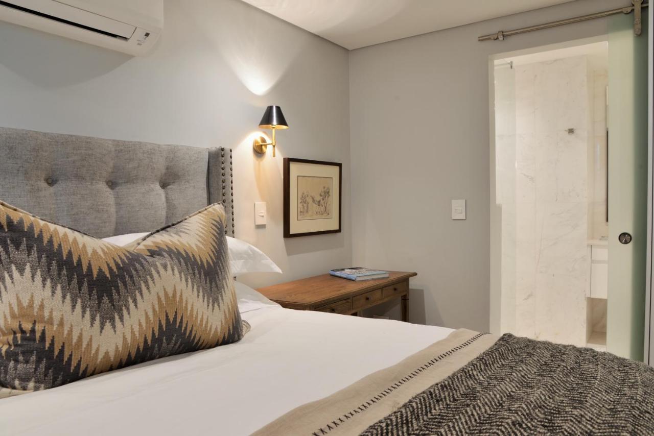 35 On Main By Stay In Luxury Le Cap Extérieur photo