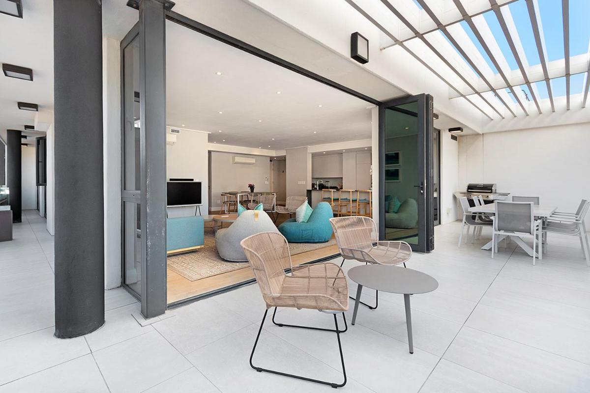35 On Main By Stay In Luxury Le Cap Extérieur photo